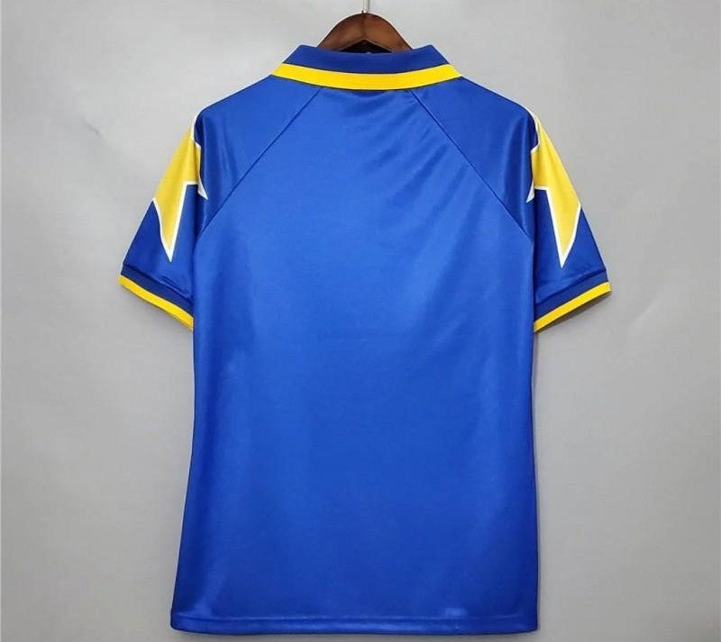 Retro Juventus 1995/96 Away Jersey