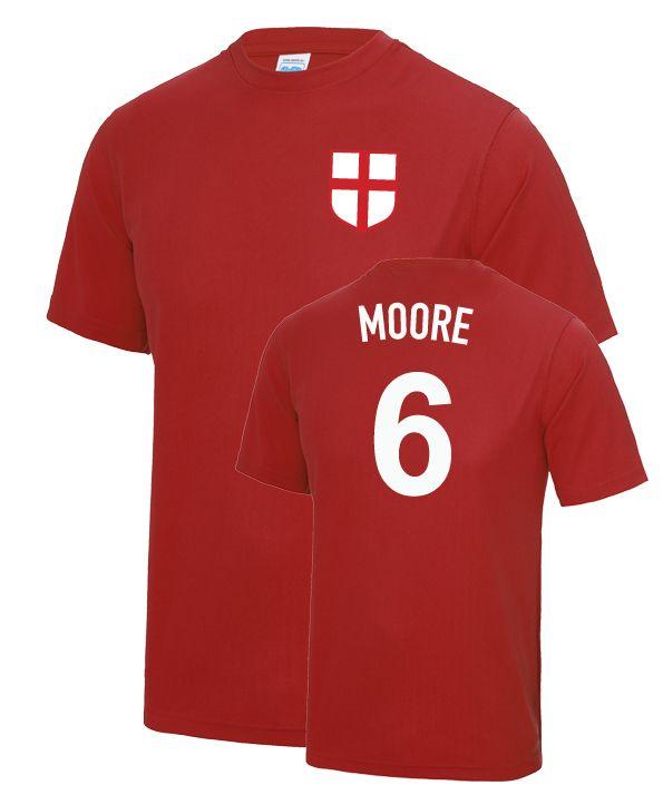 Bobby Moore 1966 England Fancy Dress Football T Shirt - Red_0