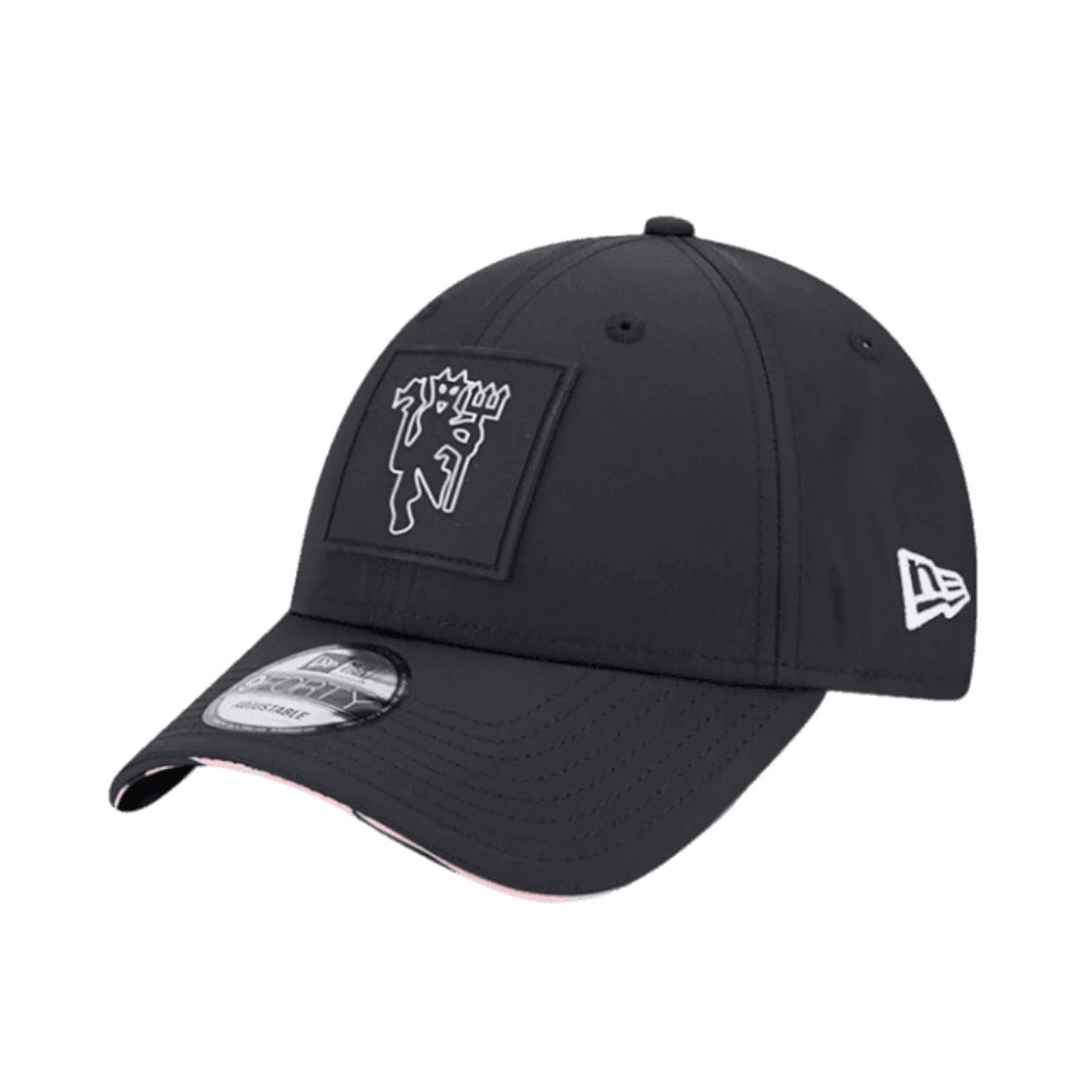 Man Utd AOP Zebra 9Forty Cap (Black)_0