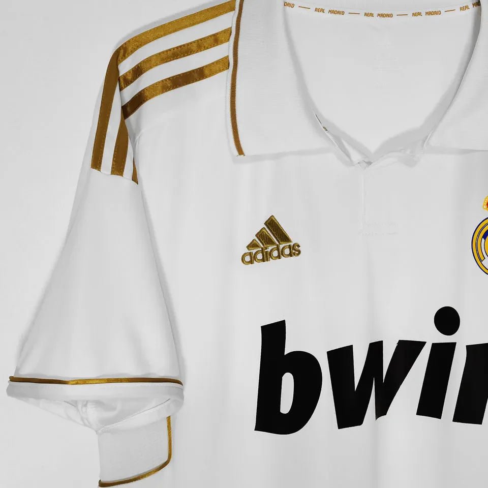 Retro Real Madrid 2011/12 Home Jersey